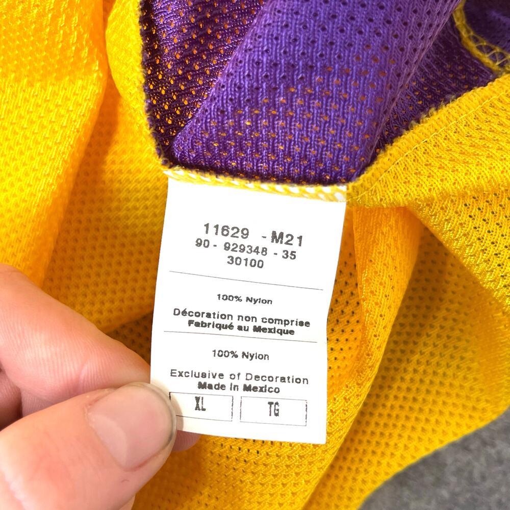 Champion LA Lakers Kobe Bryant #8 NBA Basketball Yellow/Purple Jersey Size 48/XL - Picture 8 of 12